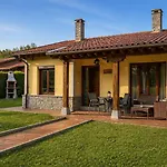 Aire De Asturias - Picos De Europa - Jardin 6 Pax Σπίτι διακοπών *